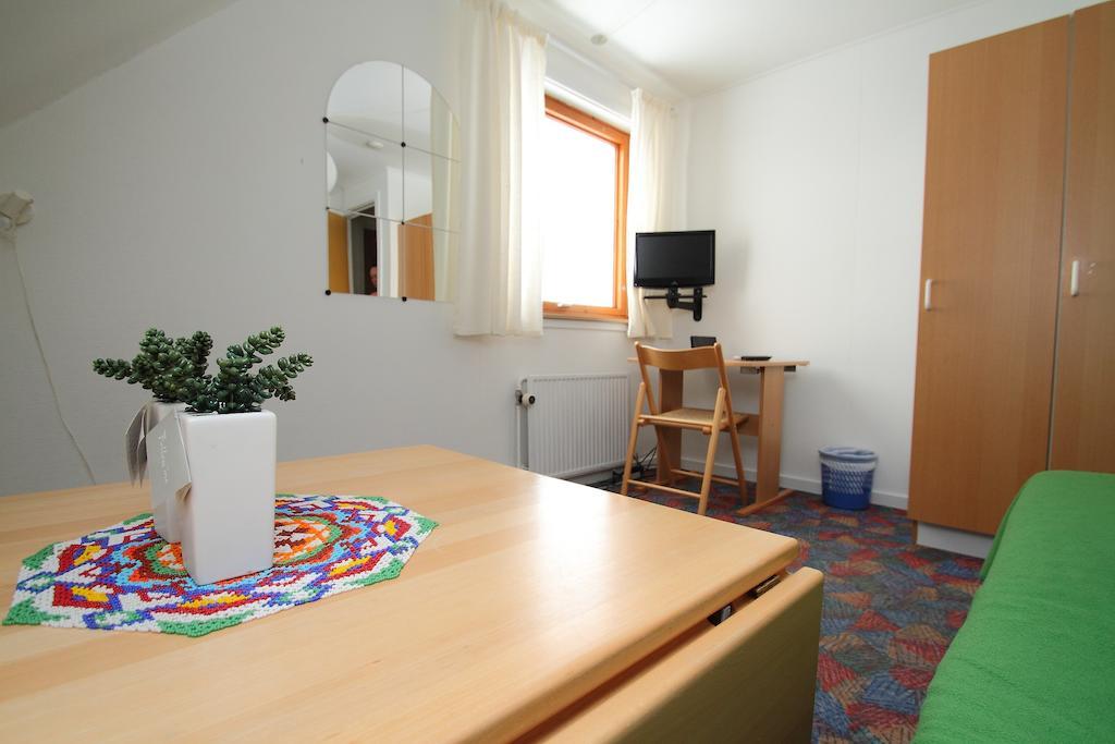 Igdlo Guesthouse Narsaq Quarto foto